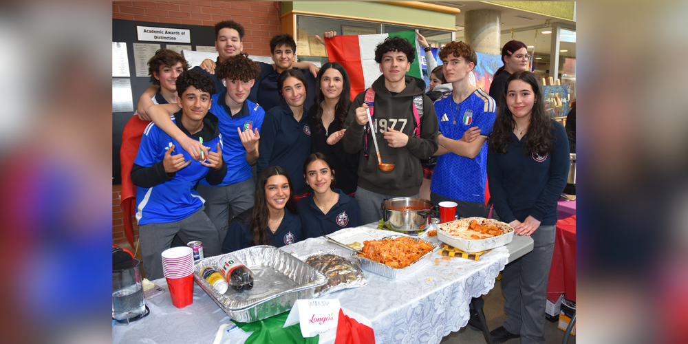 Group of students in italy jerseys