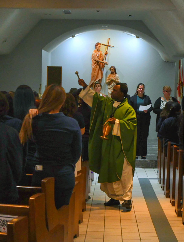 Students and staff at Loretto College School gather at St. Nicholas of Bari Parish for their first school Mass of the year, reflecting on faith, leadership, service and community.