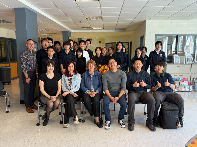 Marshall McLuhan International Students Embrace Thanksgiving