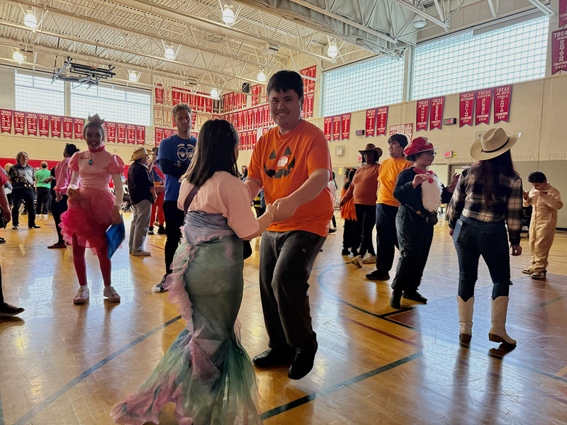 Photo of ISP students dancing at the Halloween Social