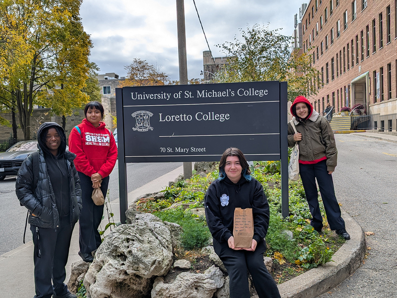 Loretto College Students Prepare Food to Be Distributed to Homeless as Part of A.C.C.T.S. Day