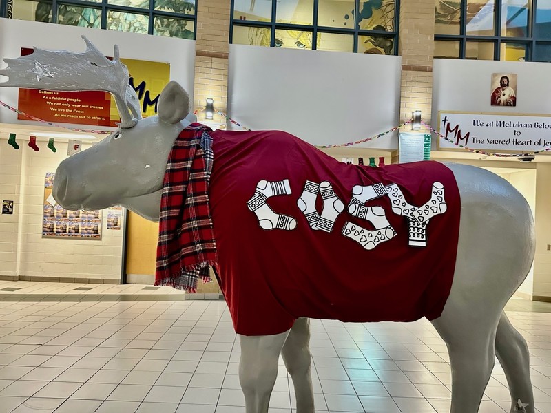 McLuhan Community Gets “COSY” in Support of Covenant House Toronto