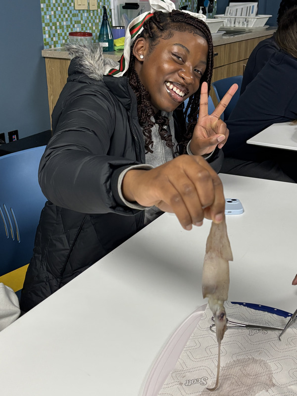 Grade 10 Science Students Explore Marine Biology at Ripley’s Aquarium