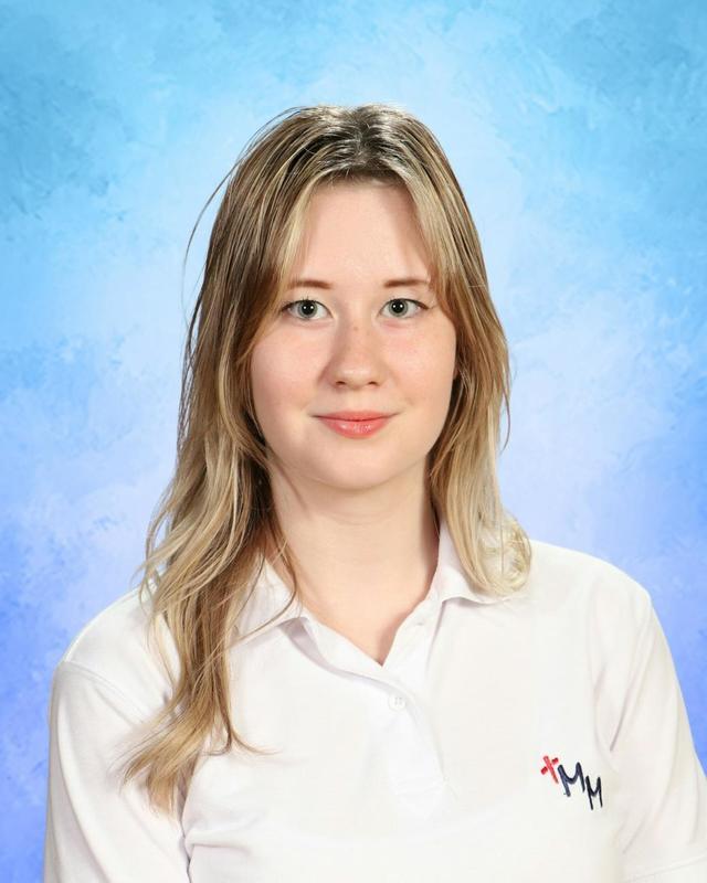 Yearbook photo of Sonya