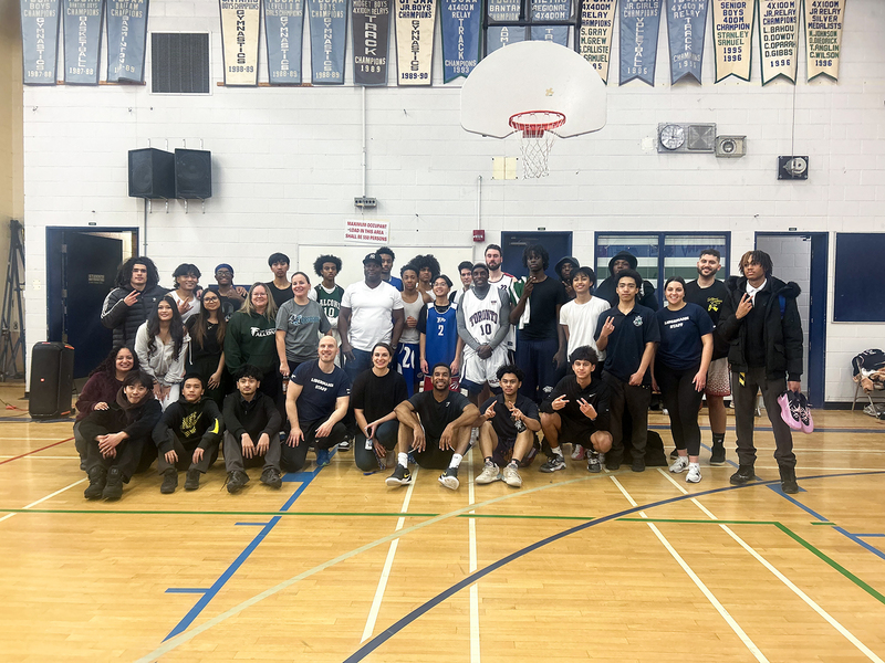 Group photo of Francis Libermann students and TPS officers