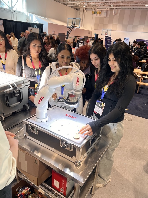 St. Joan of Arc Students Explore Hands-On Learning at National STEM Expo
