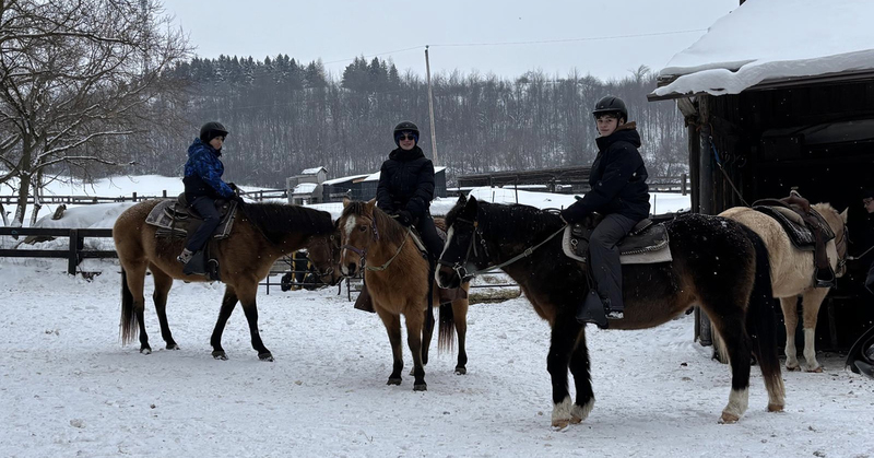 Photo of students at the camp retreat