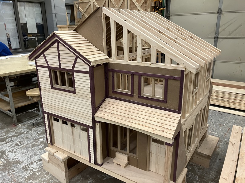 Students Explore Engineering and Architecture at St. Oscar Romero 