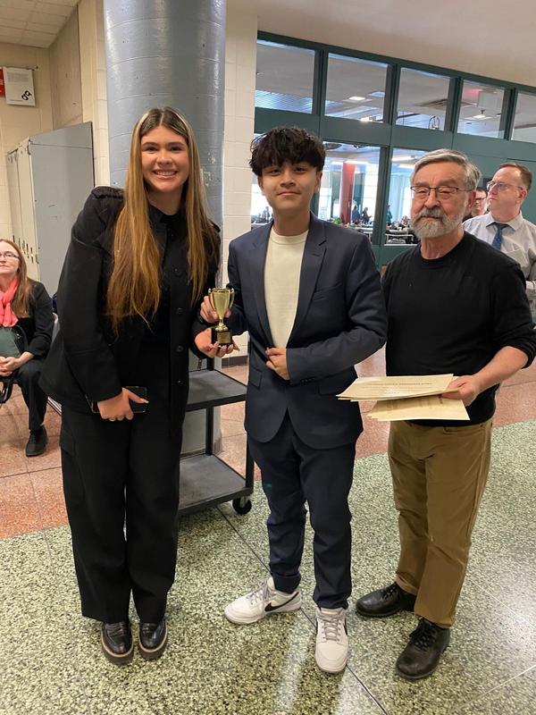 Redmond Debate Team Shines at Ontario ProCon Debating Forum