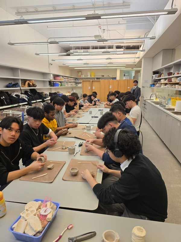 Chaminade Students Explore Culture and History Through Museum Visit