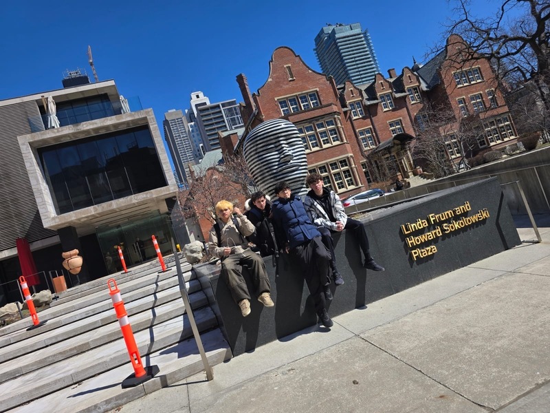 Chaminade Students Explore Culture and History Through Museum Visit