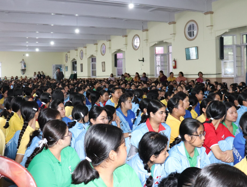 Loretto Abbey Student Explores Global Connections Through Summer School Visits