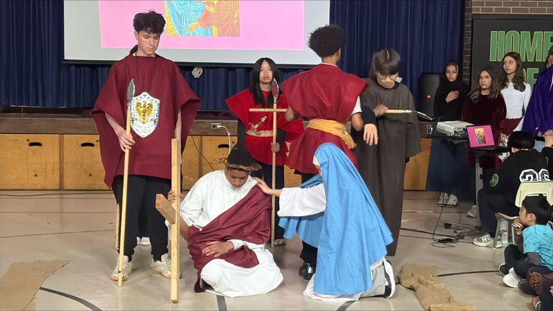 St. Agnes Students Bring Holy Week to Life Through Stations of the Cross Reenactment