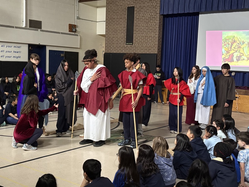 St. Agnes Students Bring Holy Week to Life Through Stations of the Cross Reenactment
