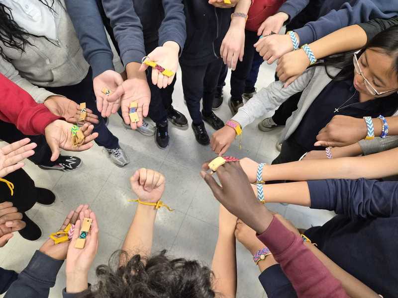 Grade 6 Students Explore Math and Indigenous Culture Through Traditional Loom Beading