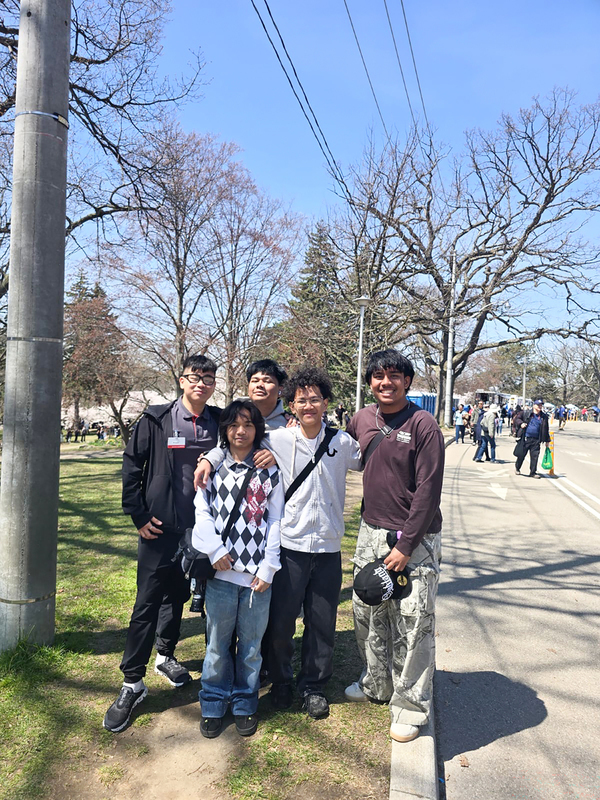 Photo of Chaminade students at the park