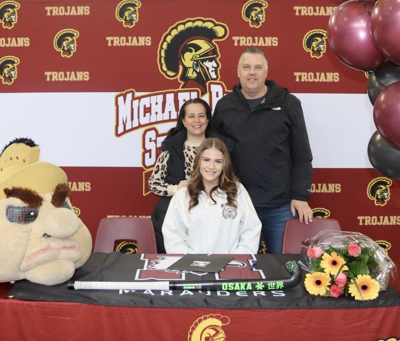 Team Canada Field Hockey Trojan Signs with McMaster University