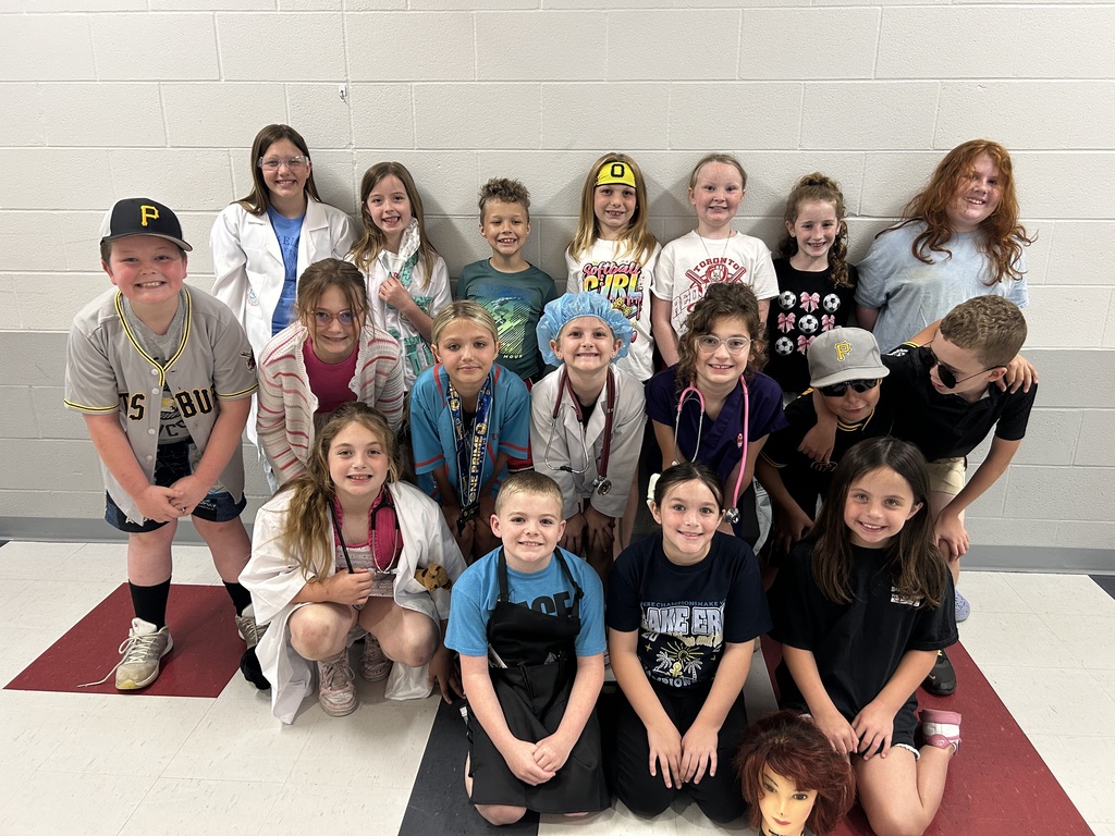 kids dressed up