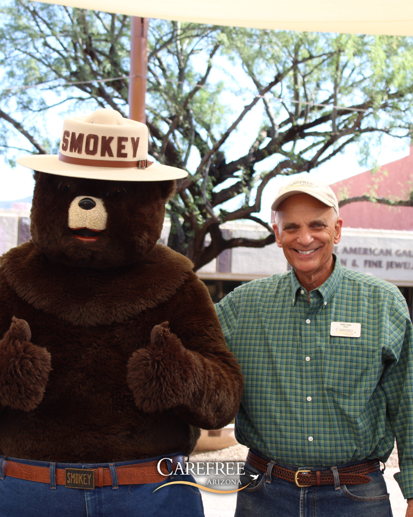 Mayor with Smokey Bear