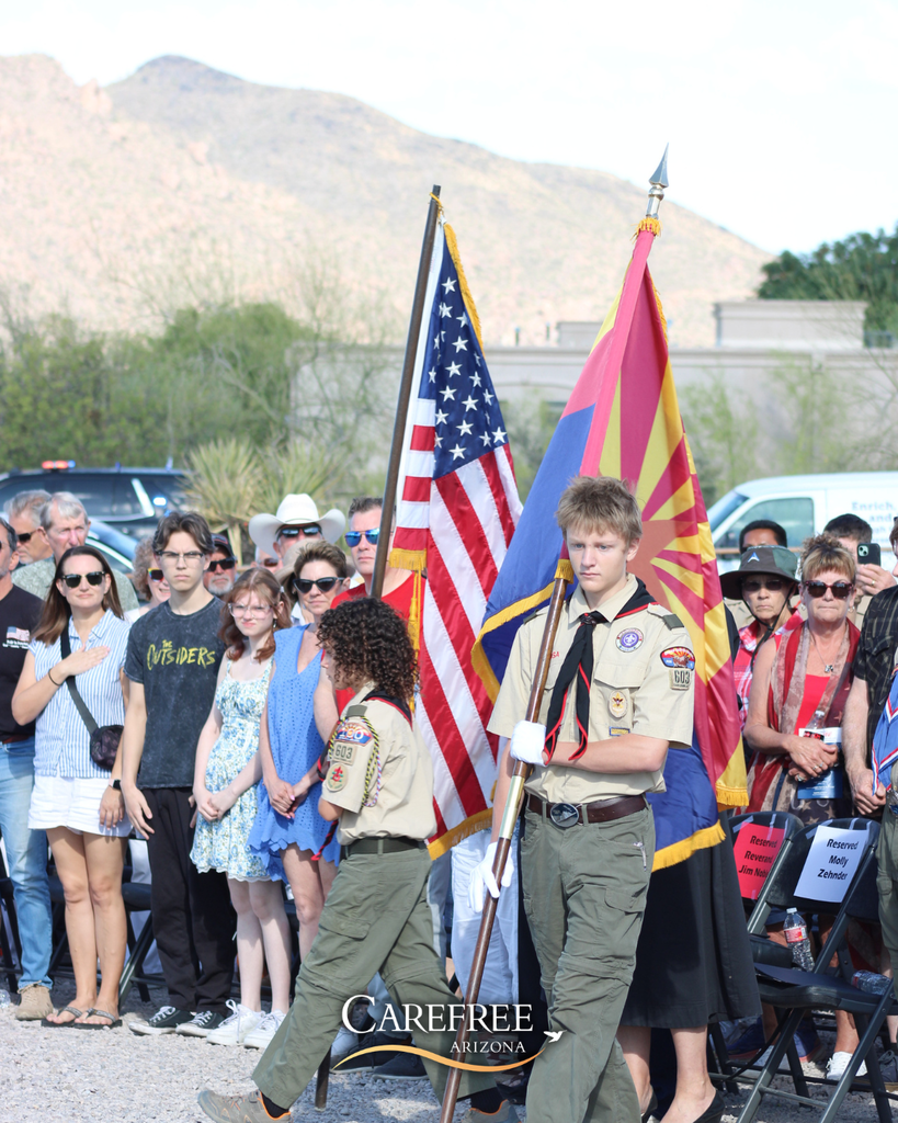 Boy scouts presenting the colors
