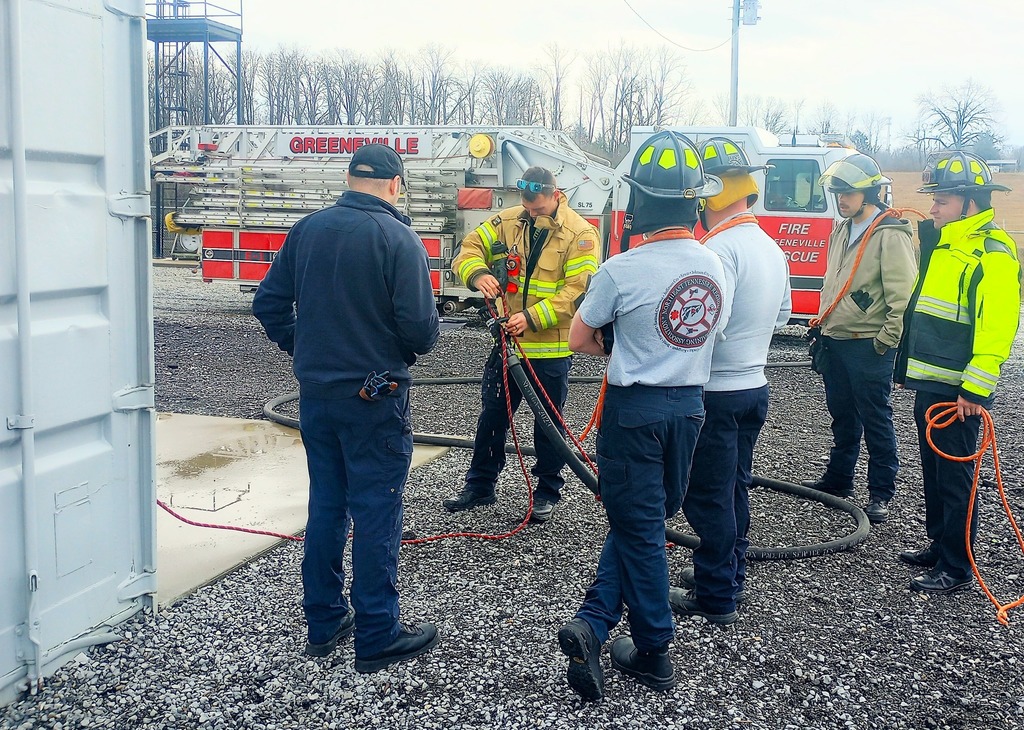 attaching rope to hose