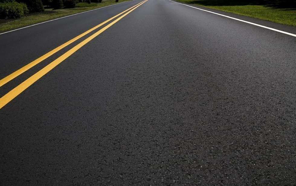 pICTURE OF ROADWAY AND STRIPPING