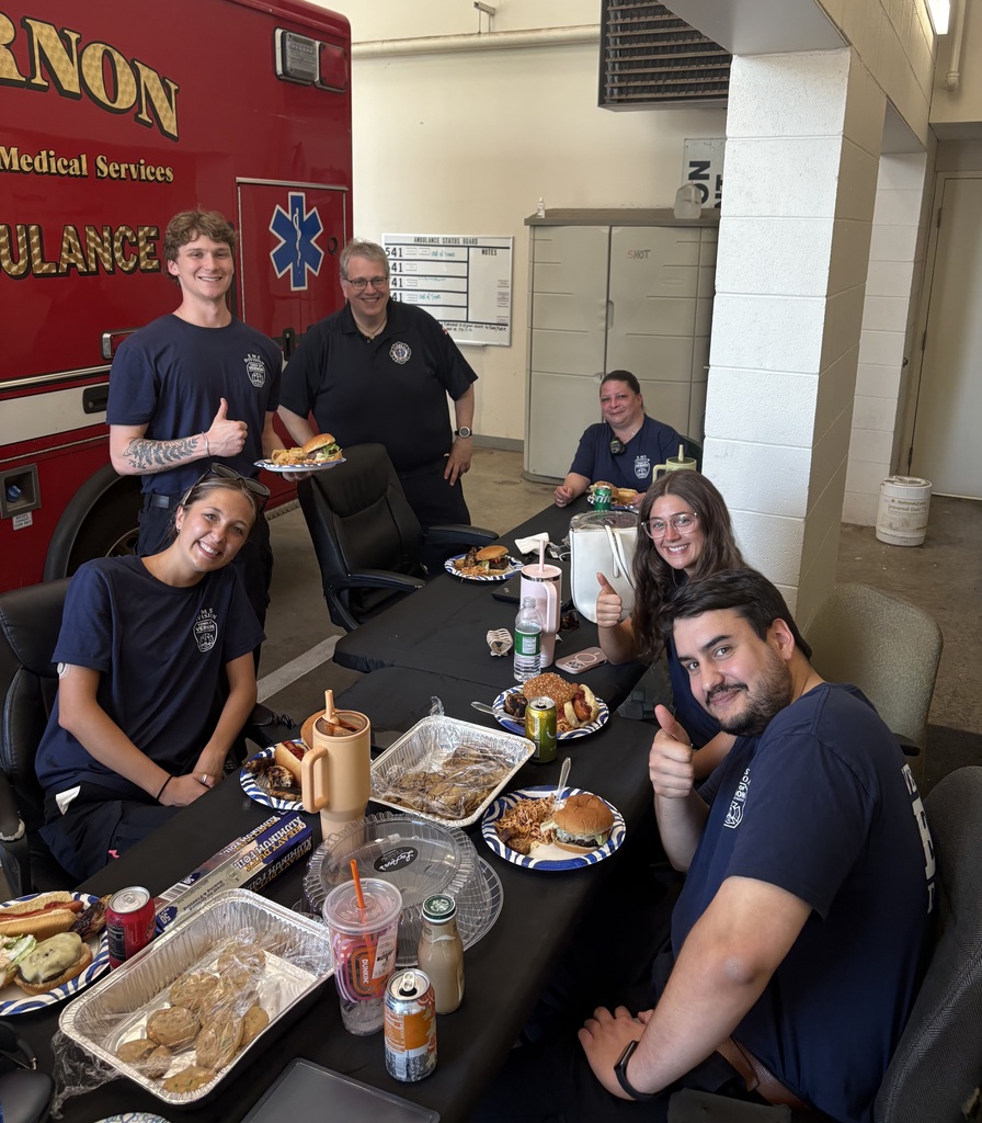 EMTs having lunch