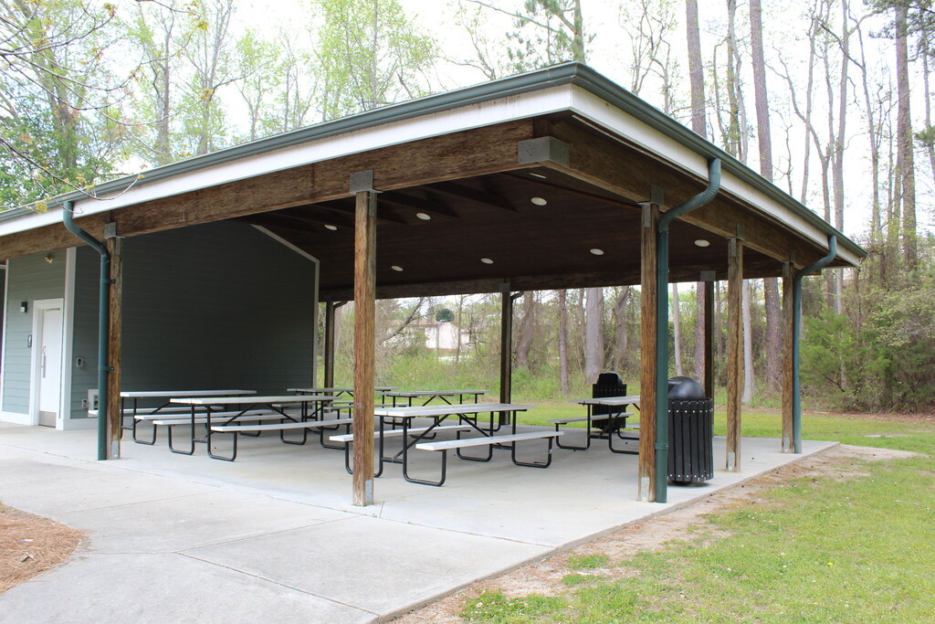 ZES picnic shelter