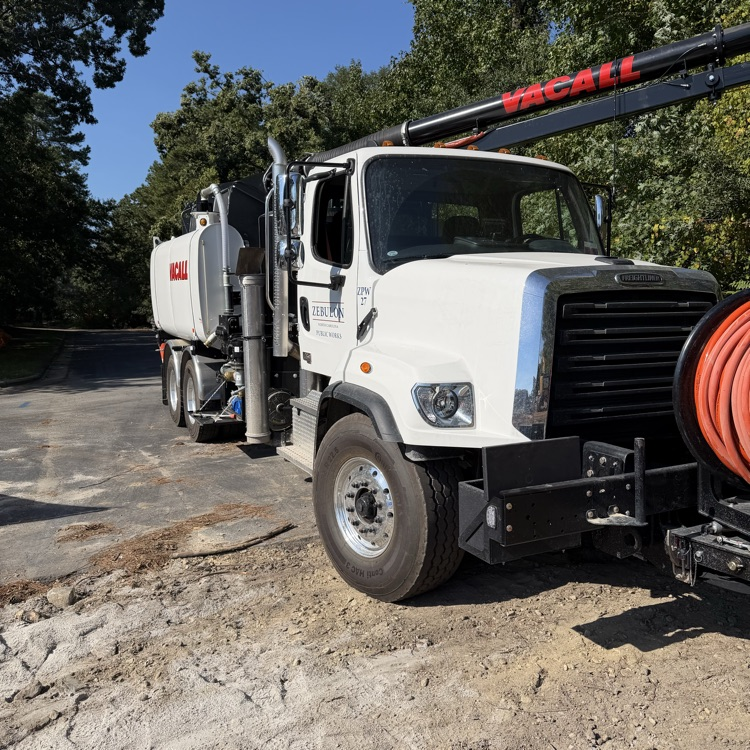 truck and pipe 