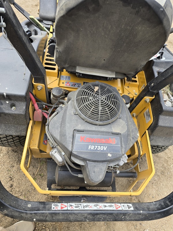 Hustler Yellow Mower Engine