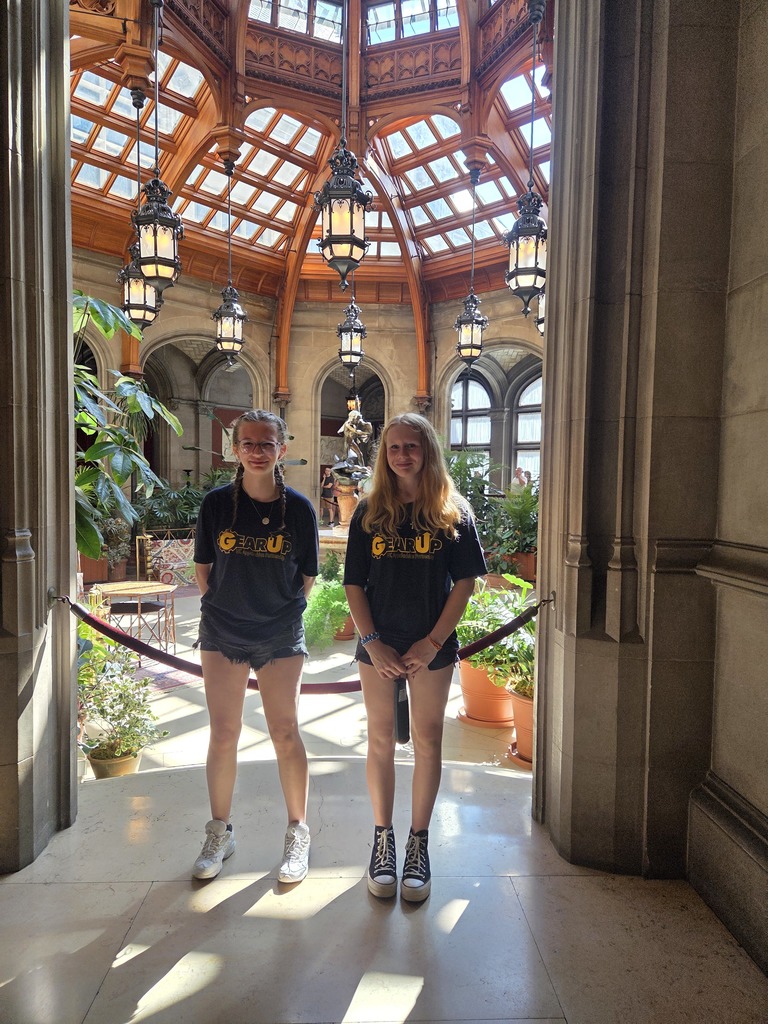 tcs gear up students at biltmore house