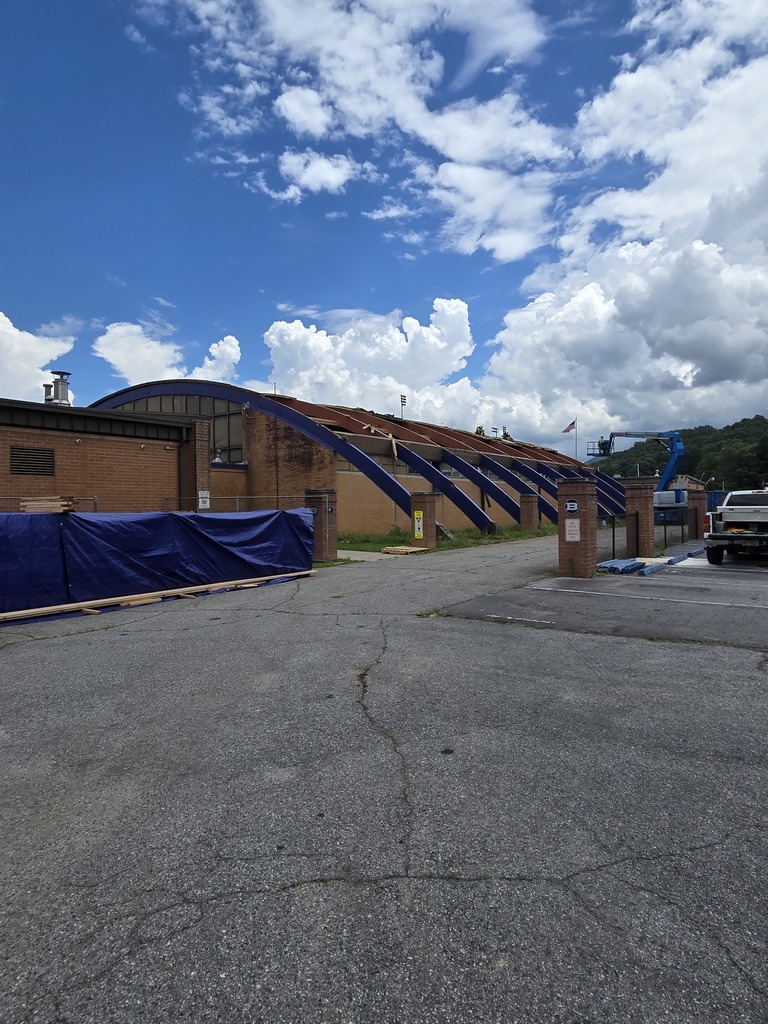 roof repairs in process on bhs old gym
