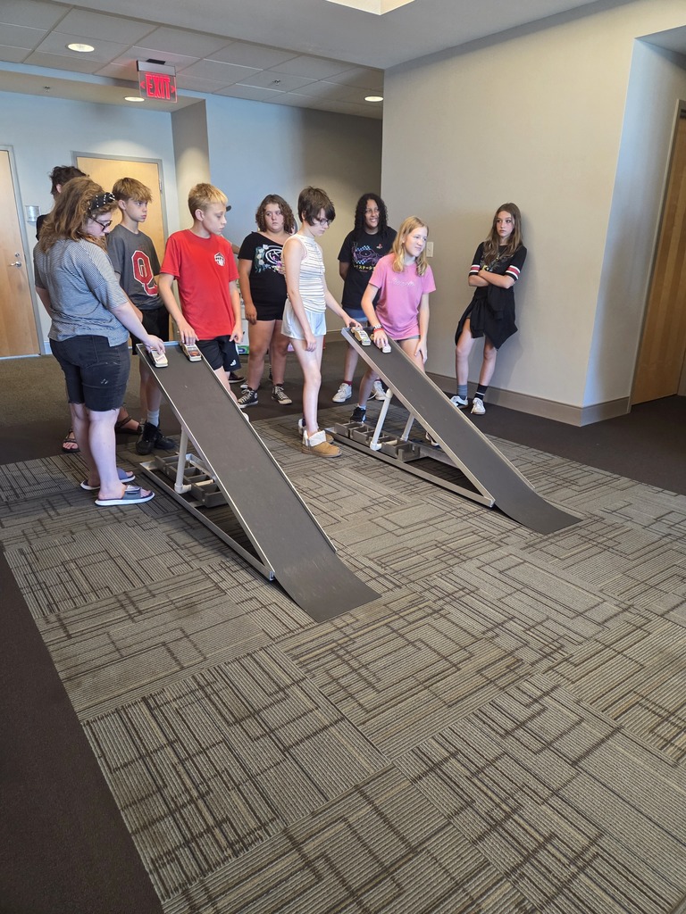 Middle school students learn at gear up camp
