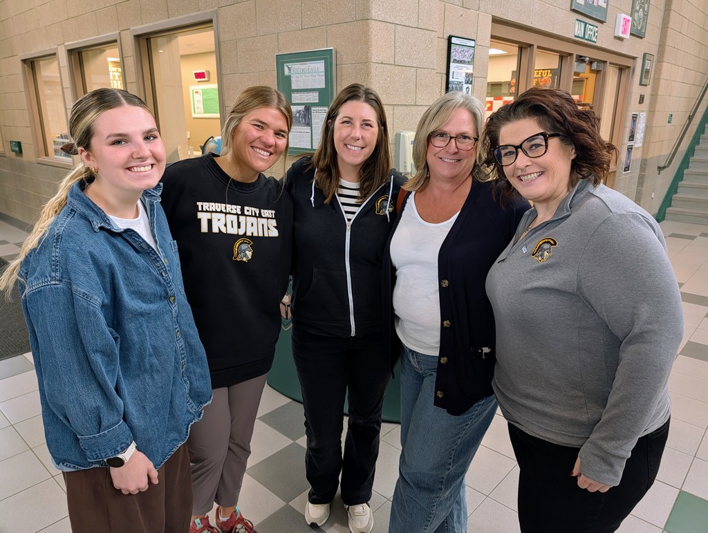 Group of staff smiling at RSDD.