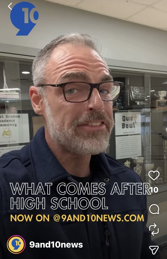 Adam Bartelmay of 9 and 10 news selfie at Central High School