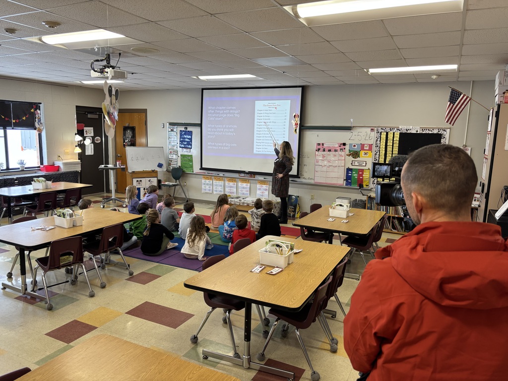 Mrs. Lautner teaching