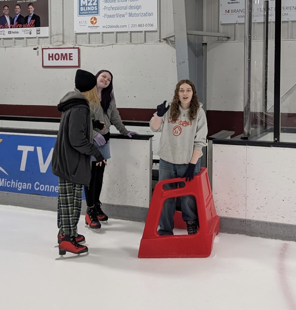 TCHS Students at Center Ice