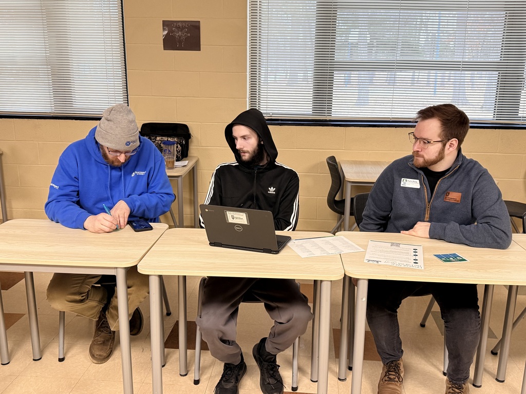 NMC staff assist TCHS students with applying to NMC and FAFSA