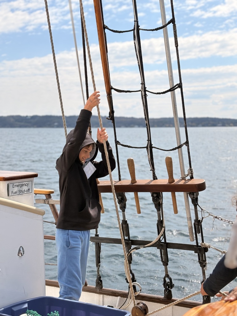 6th grade science class out on West Grand Traverse Bay with Inland Seas on the Schooner Alliance.