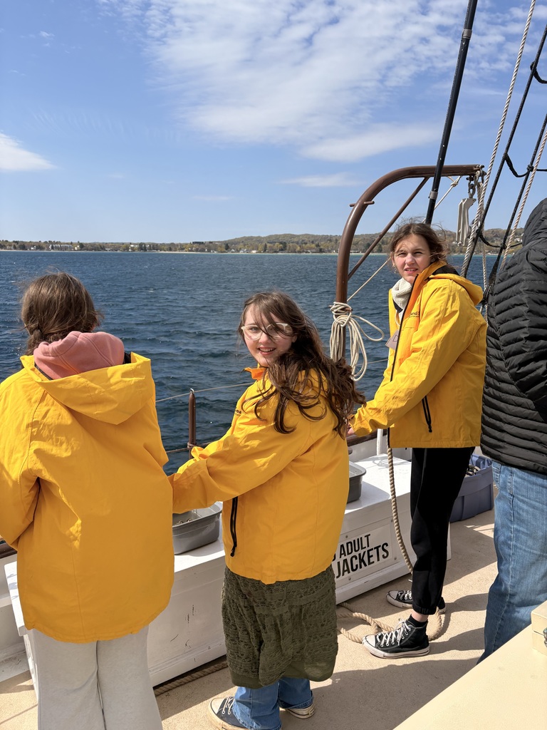 6th grade science class out on West Grand Traverse Bay with Inland Seas on the Schooner Alliance.
