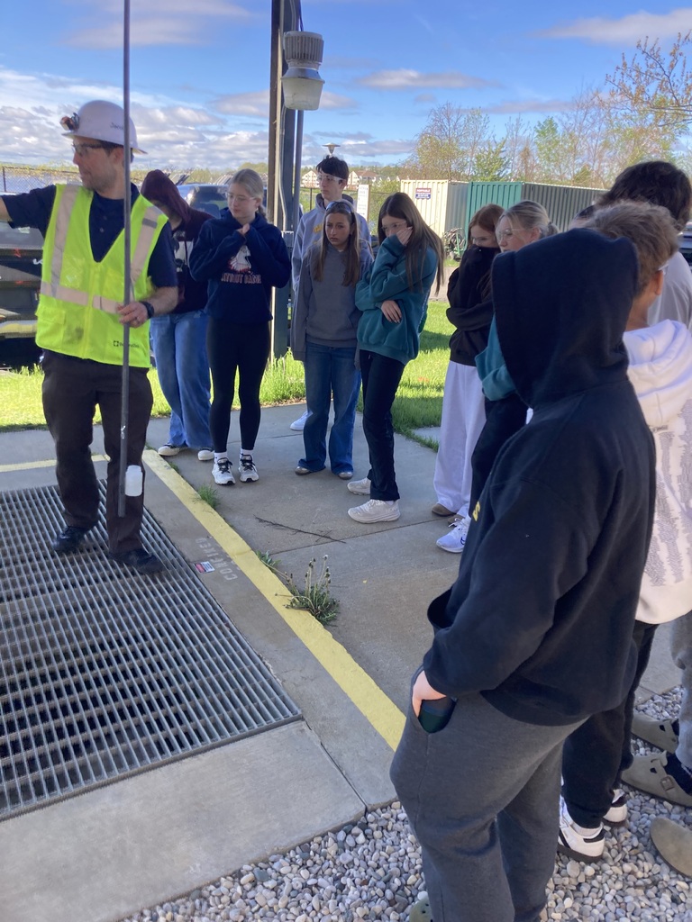 8th grade students on their clean and green day field trip.