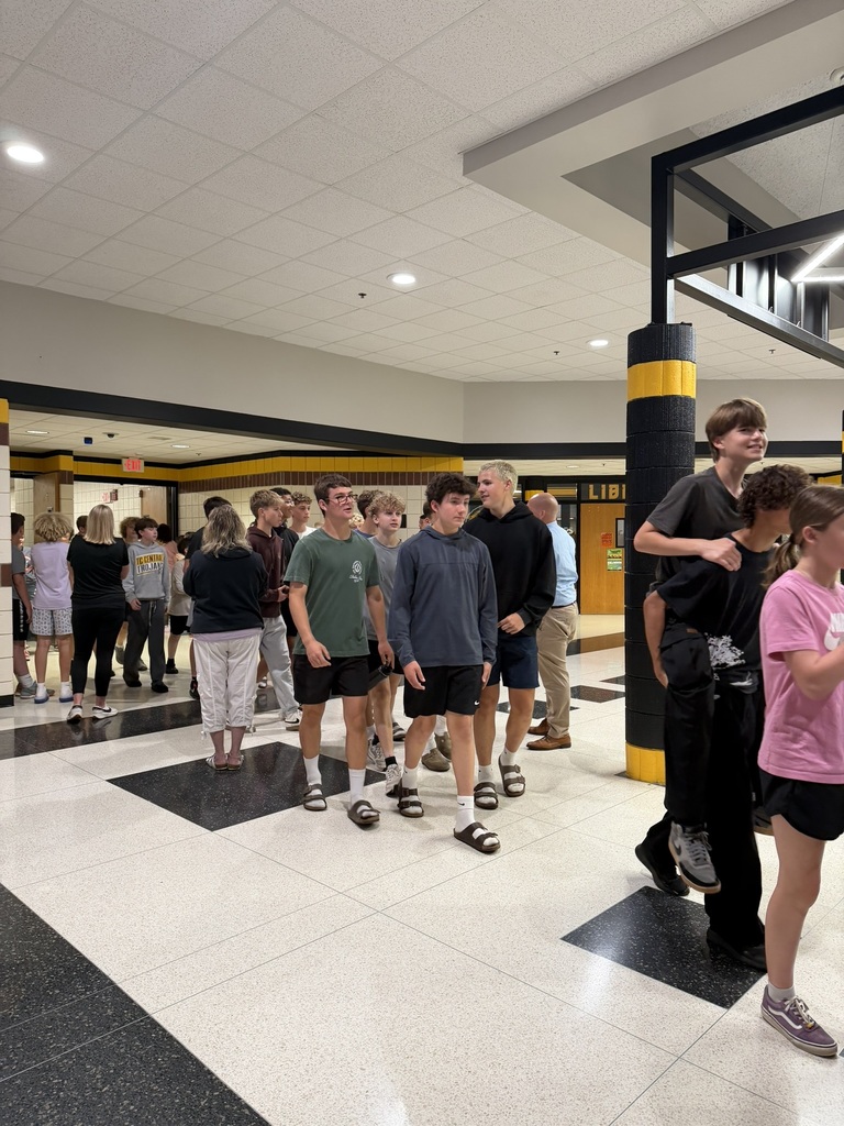 8th grade clap out.