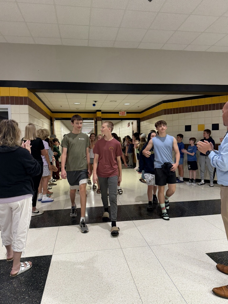 8th grade clap out.