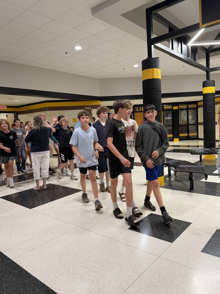 8th grade clap out.