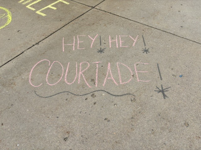 Art that says hey hey courtade.
