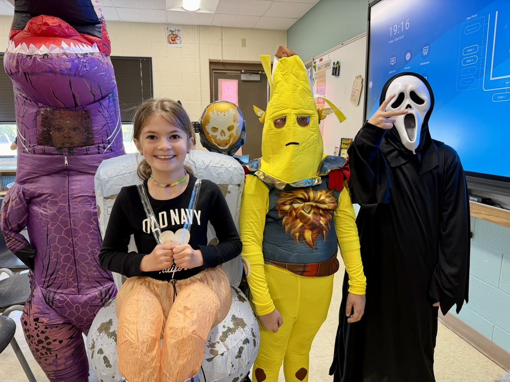 Blair Elementary students in Halloween costumes.