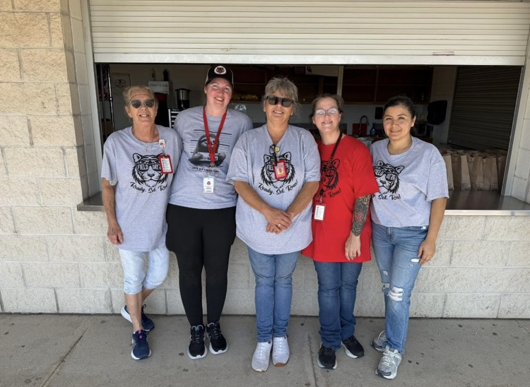 lunch ladies