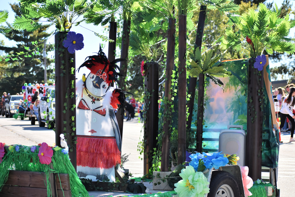 Senior Float