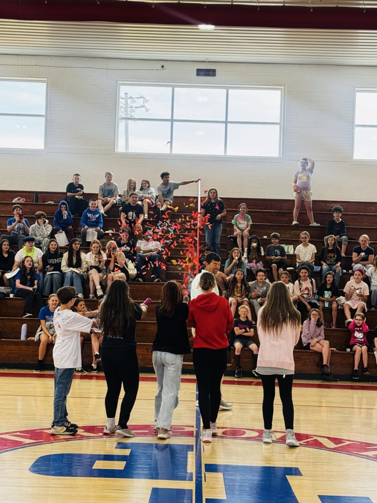 kids in gym