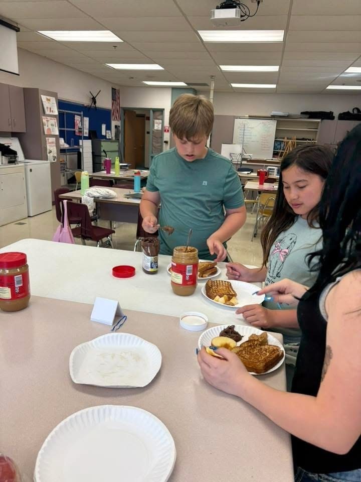 Students with their culinary creations. 
